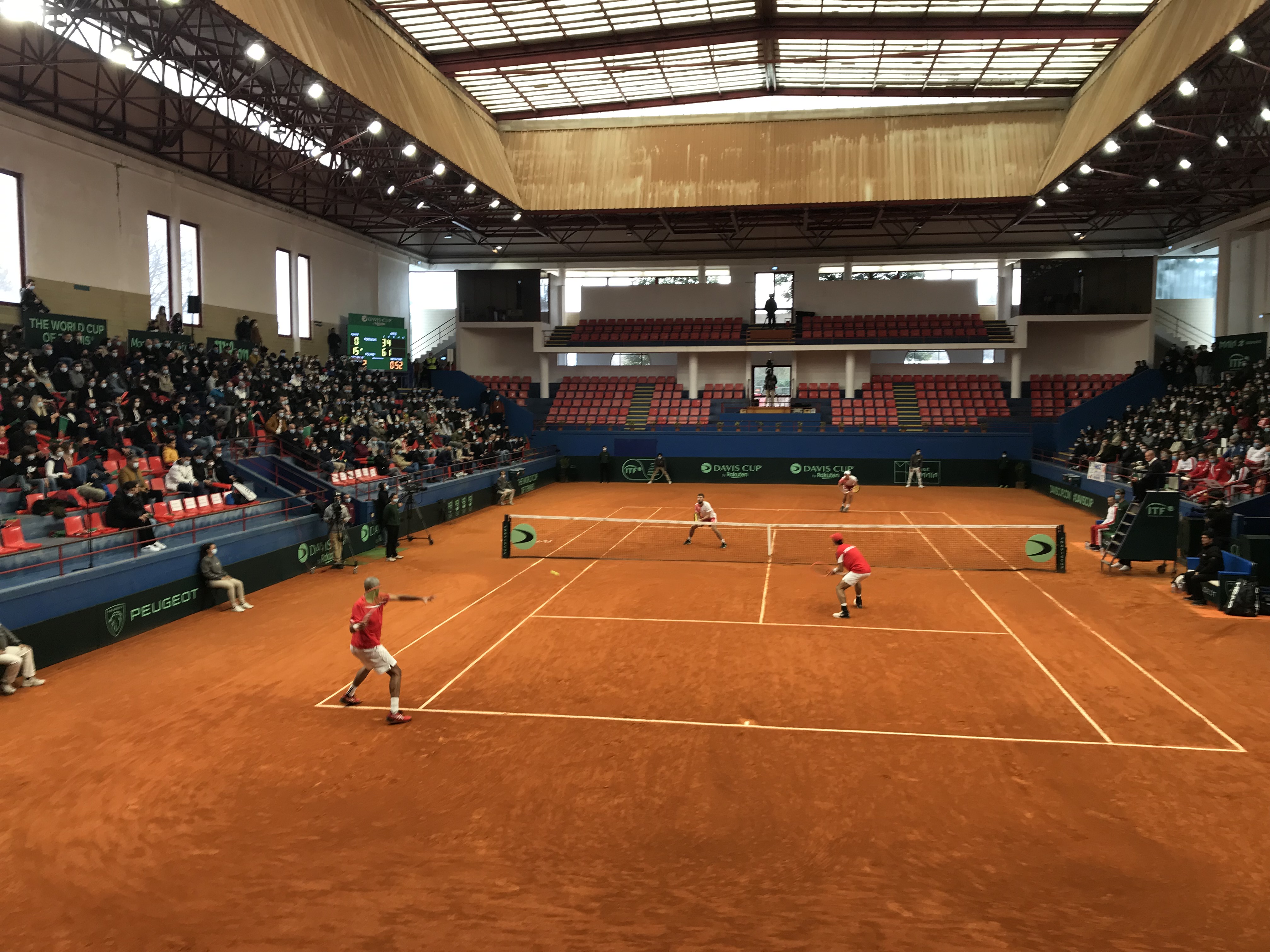 Seleção de ténis assegura permanência na Taça Davis no CAR da Maia